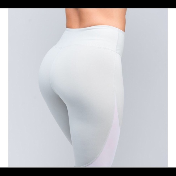 Modus Apparel Reveal Mesh Leggings - Picture 6 of 7